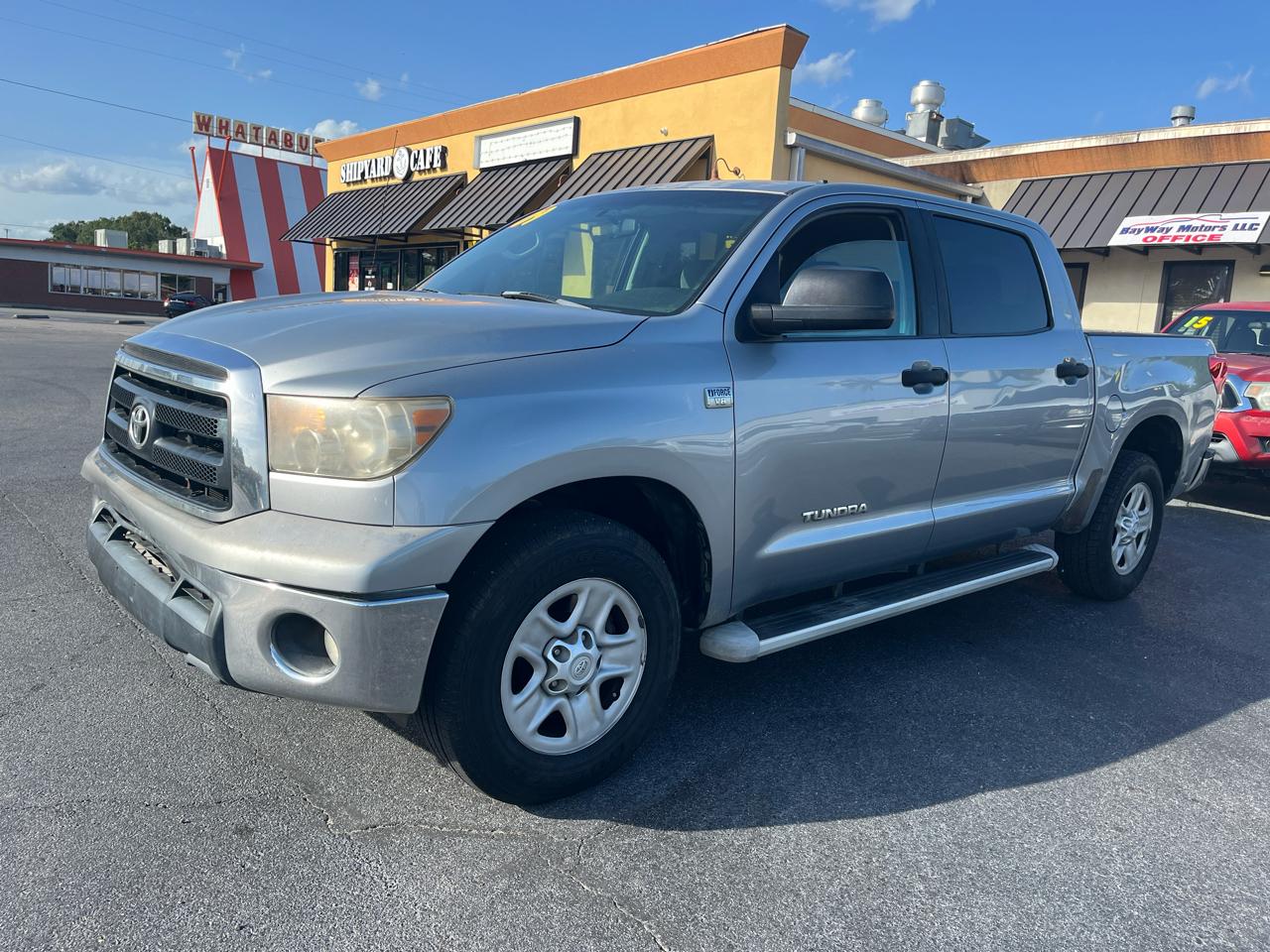 Toyota Tundra SR5 CrewMax 4.6L 2WD 2010