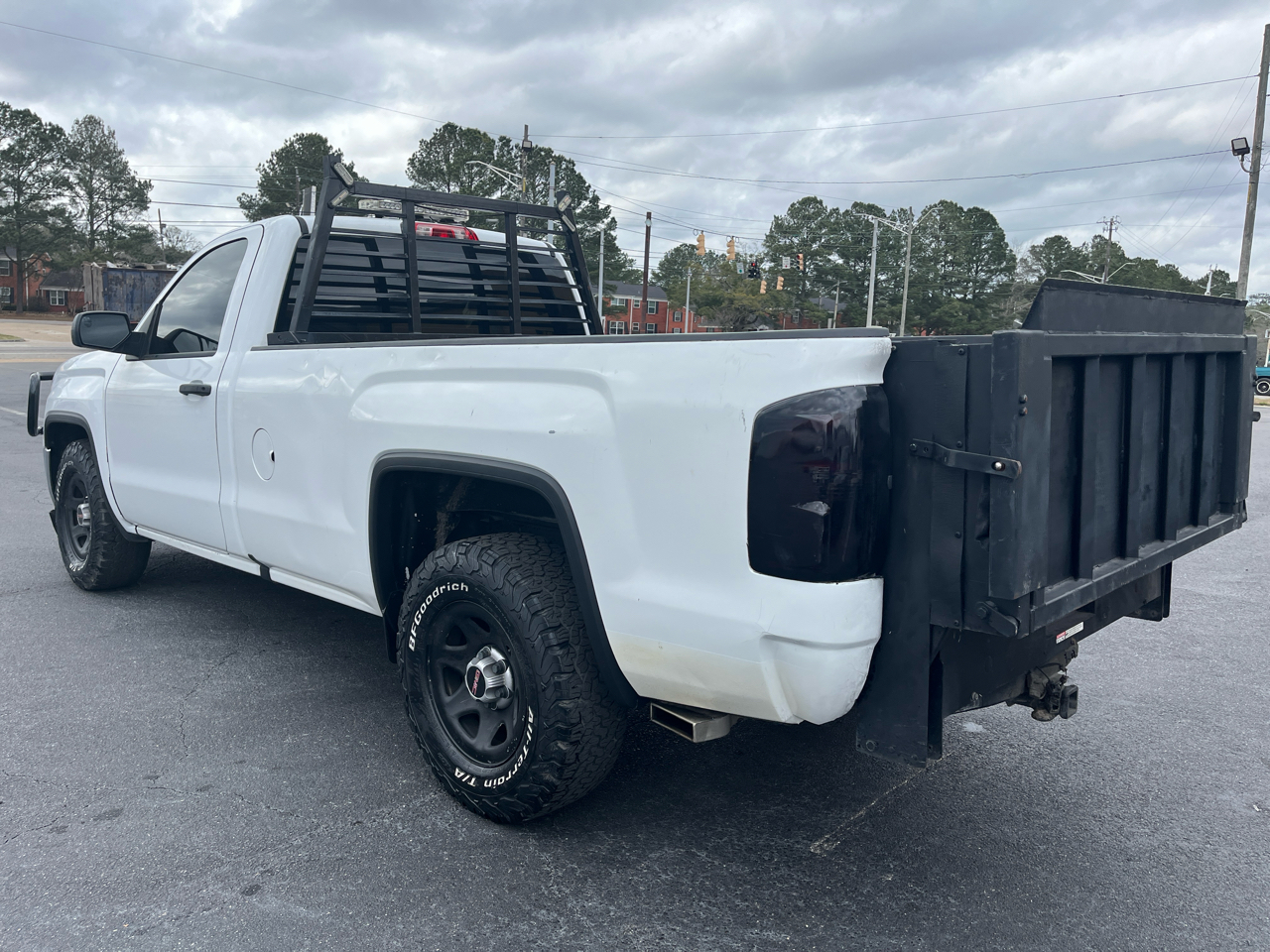 GMC Sierra 1500 2WD Reg Cab 133.0" 2018