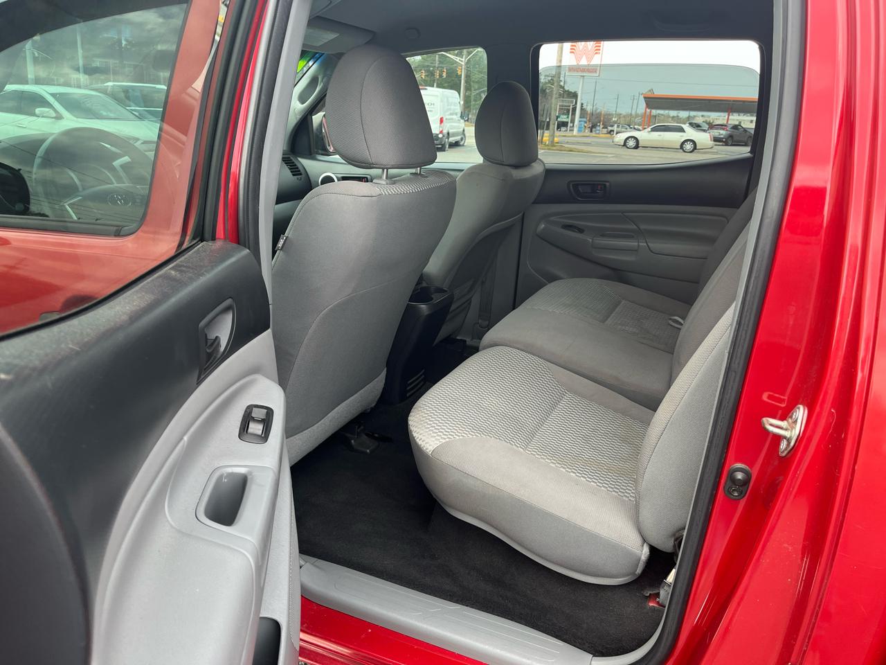 Toyota Tacoma 2WD Double Cab V6 AT PreRunner (Natl) 2015