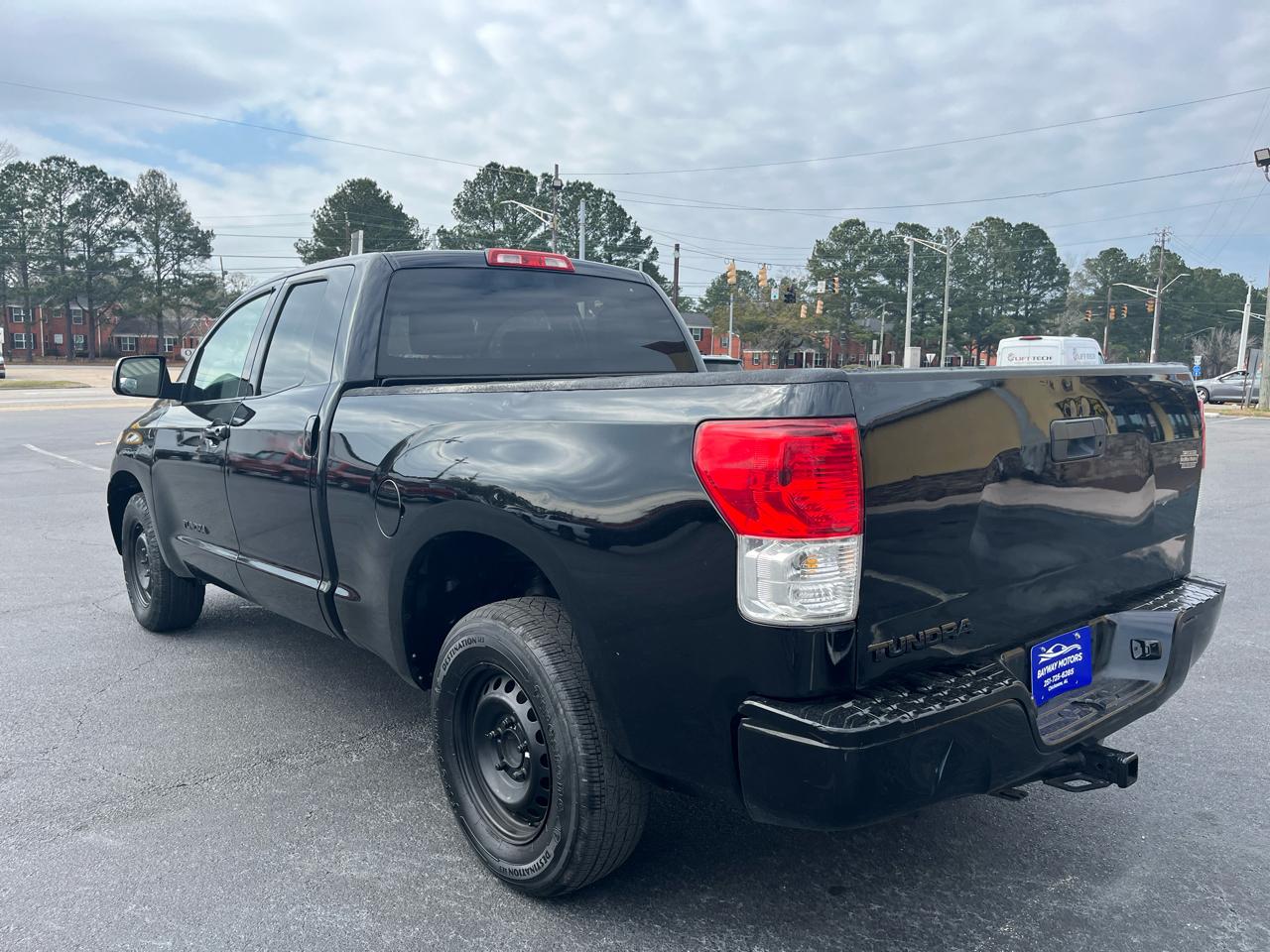 Toyota Tundra 2WD Truck Dbl 4.6L V8 6-Spd AT (Natl) 2011