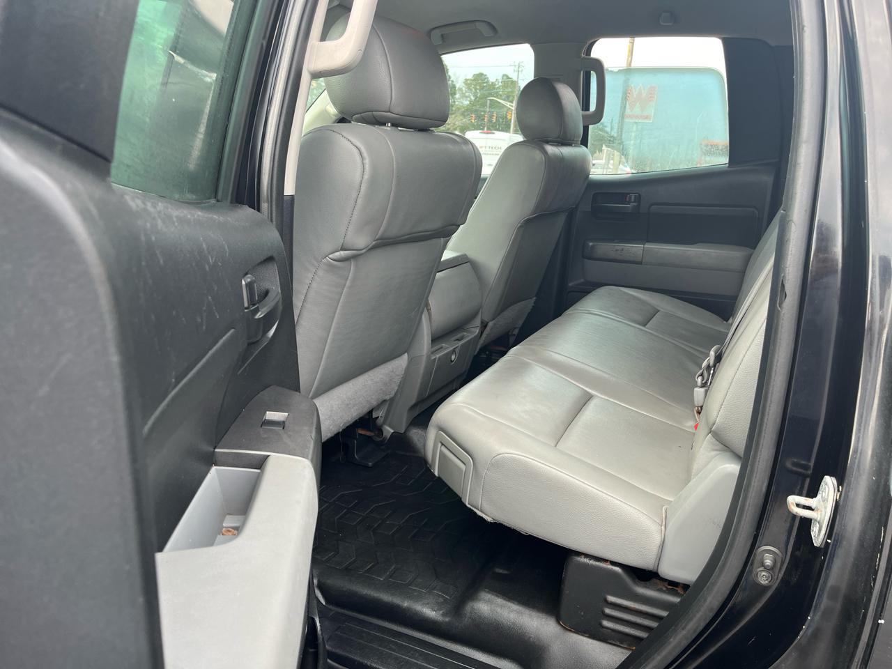 Toyota Tundra 2WD Truck Dbl 4.6L V8 6-Spd AT (Natl) 2011