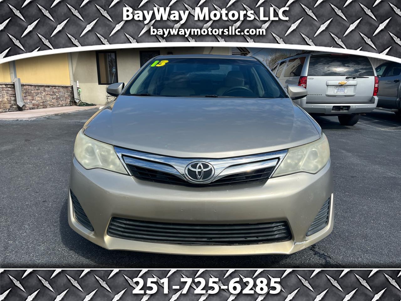 Toyota Camry 4dr Sdn I4 Auto XLE (Natl) 2013