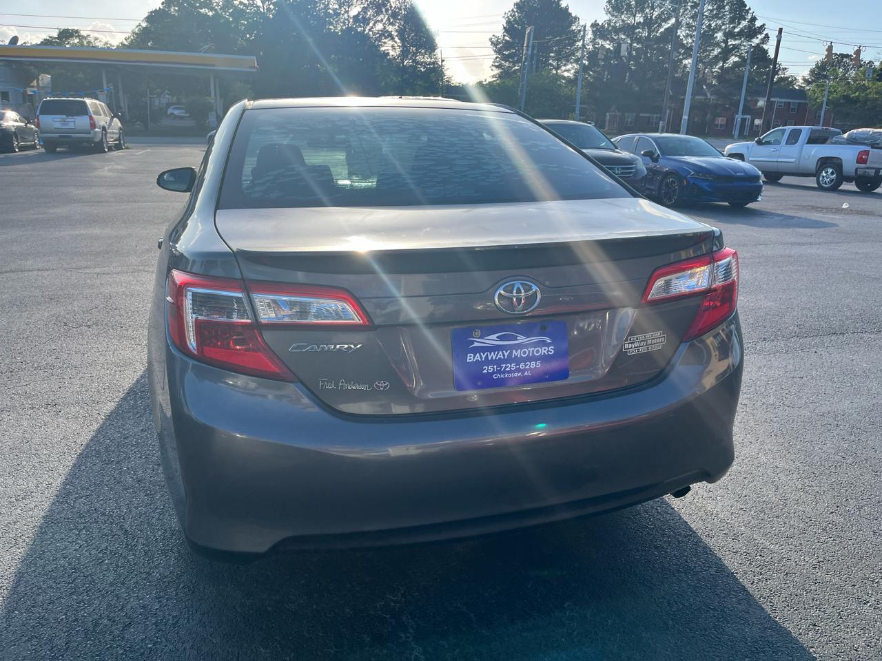 Toyota Camry 2014.5 4dr Sdn I4 Auto SE Sport (Natl) 2014