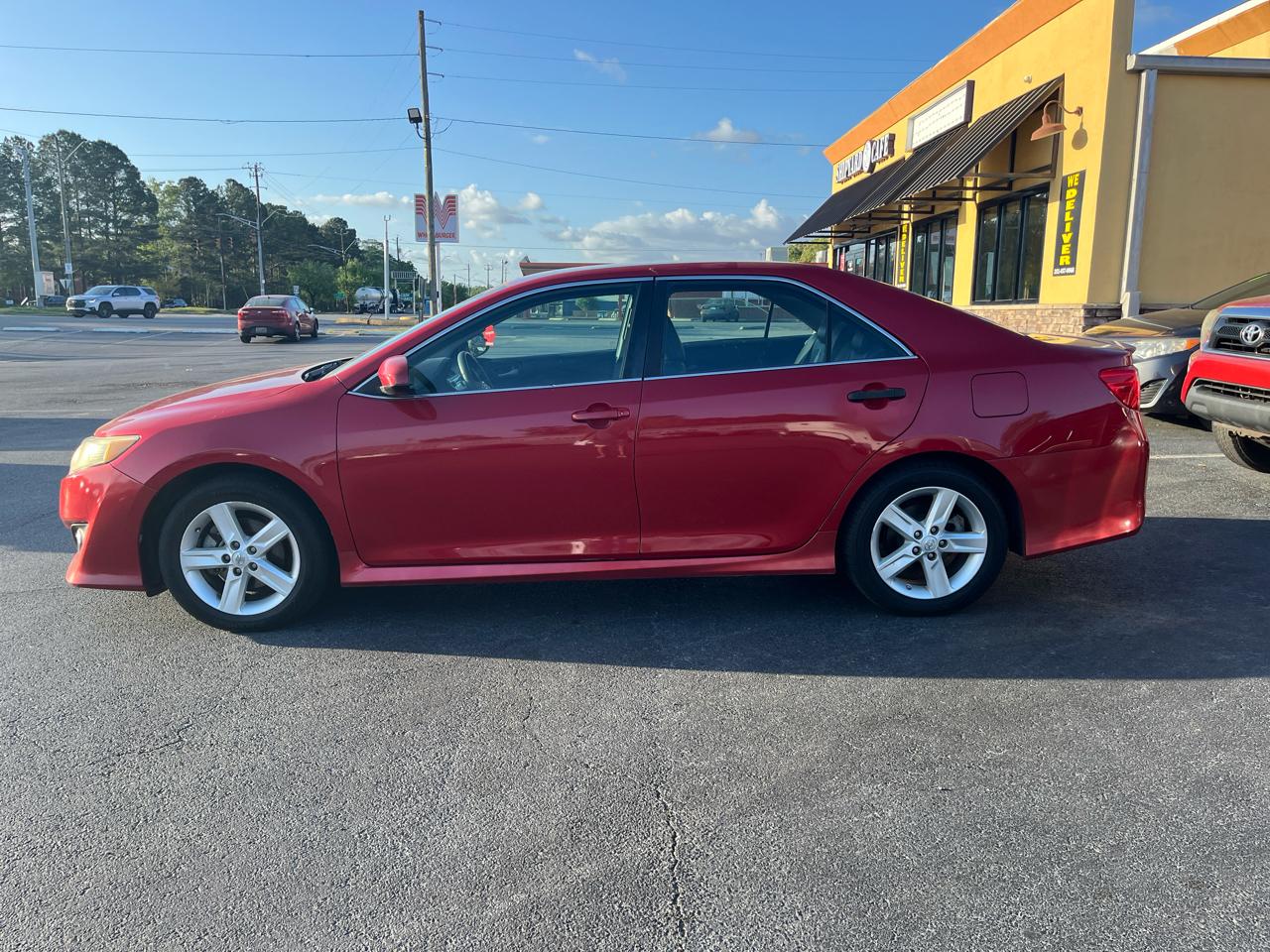 Toyota Camry 2014.5 4dr Sdn I4 Auto SE Sport (Natl) 2014