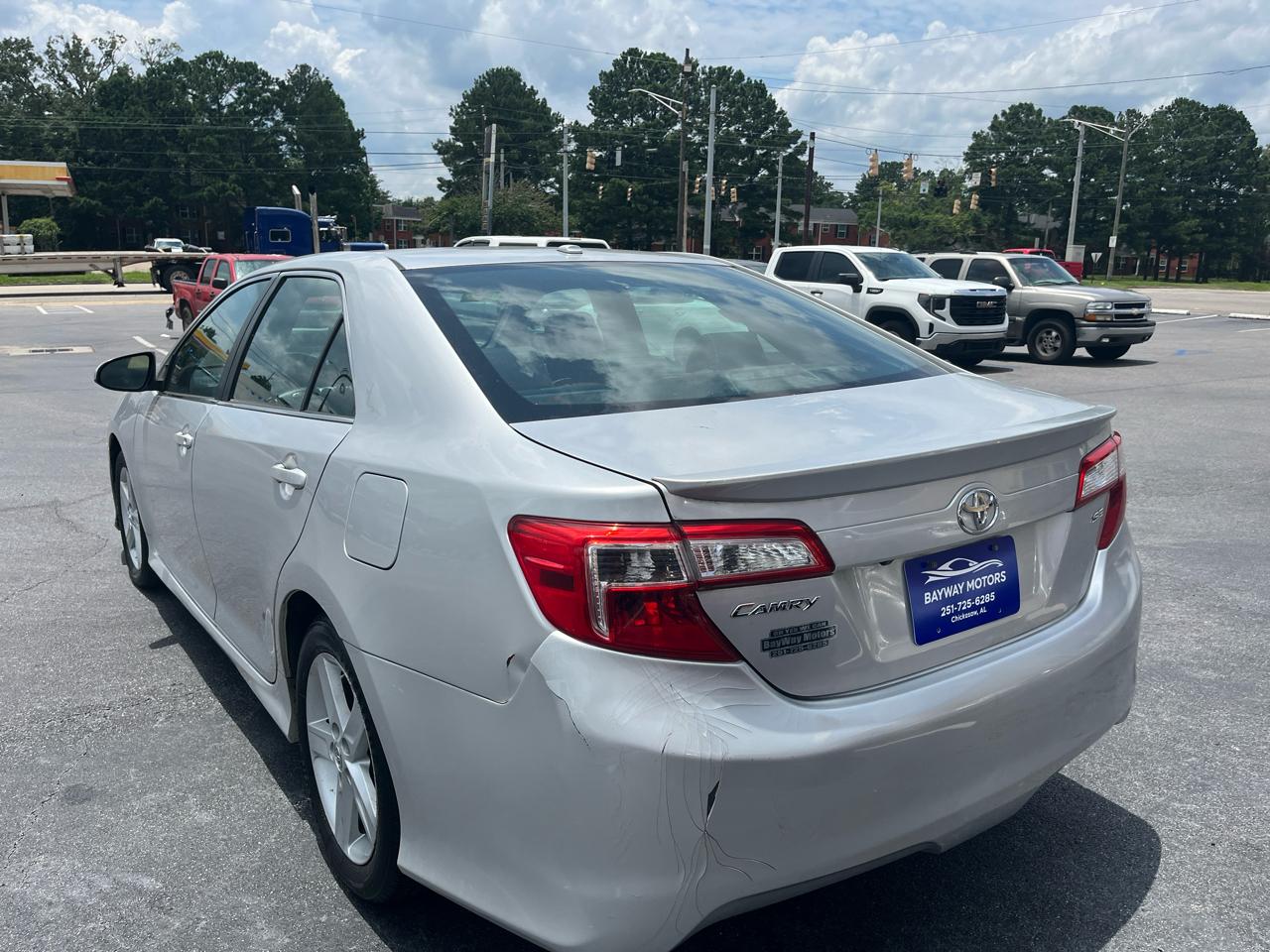 Toyota Camry 4dr Sdn I4 Auto XLE (Natl) 2013