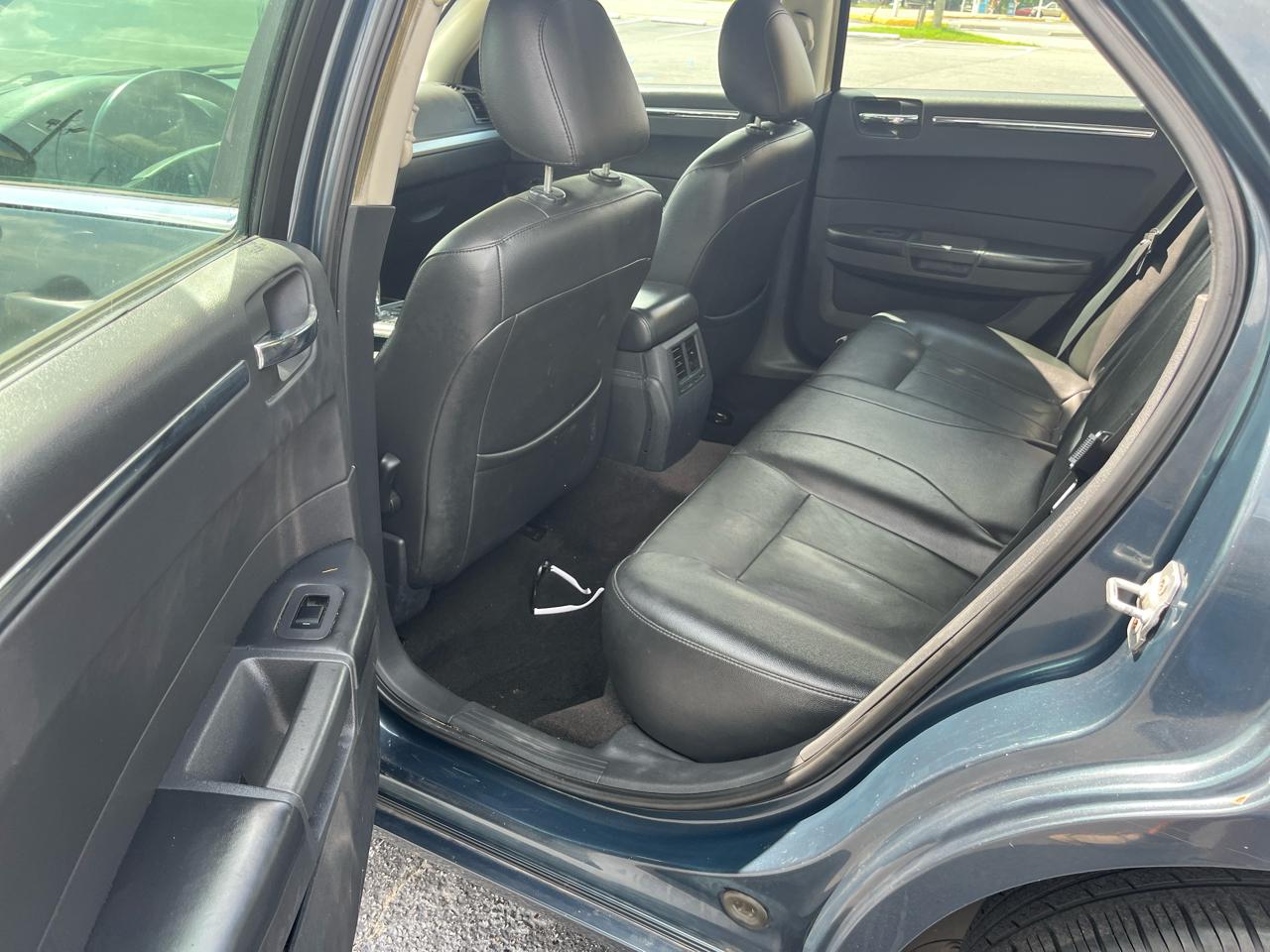 Chrysler 300 300 Touring RWD 2008