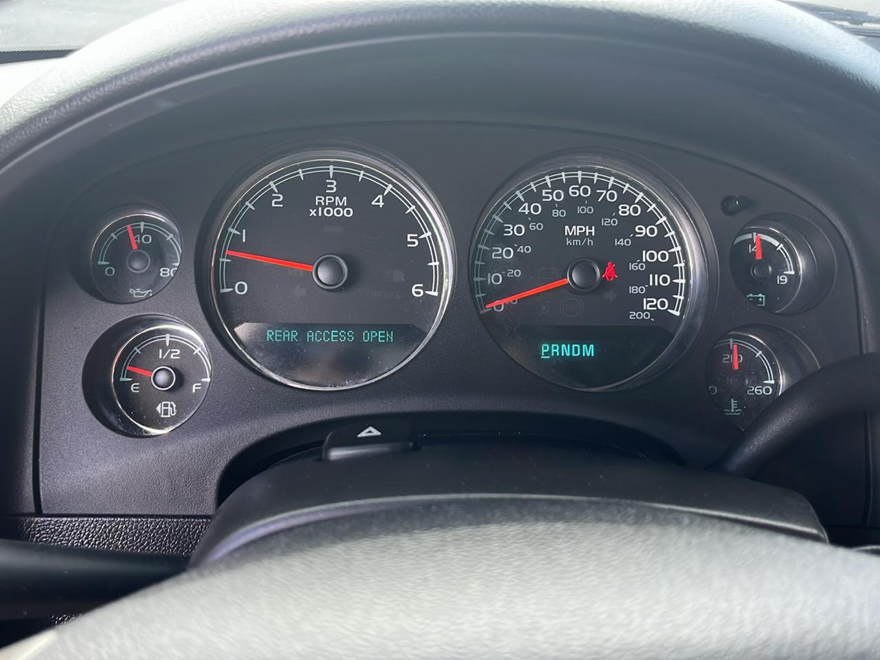 Chevrolet Tahoe 2WD 4dr 1500 LT 2013