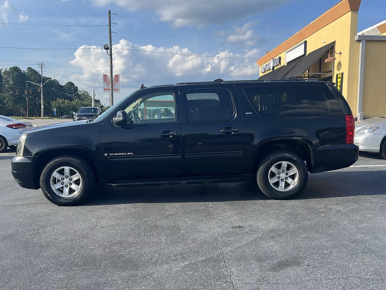 GMC Yukon XL 2WD 4dr 1500 SLT w/4SA 2009