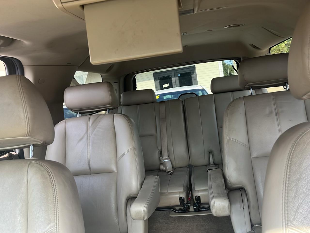 GMC Yukon XL 2WD 4dr 1500 SLT w/4SA 2009