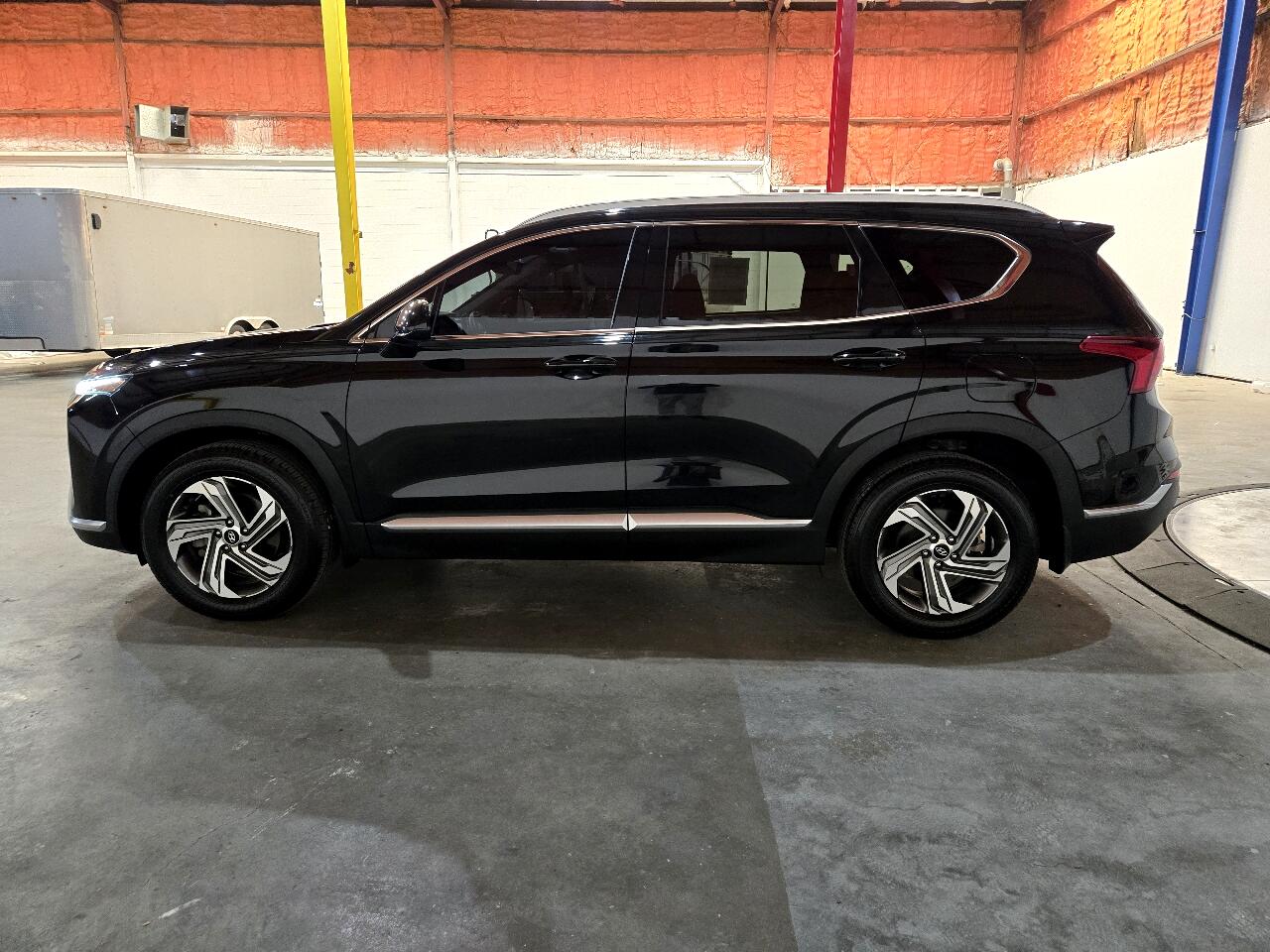 Image 4 of 2022 Hyundai Santa Fe SEL FWD