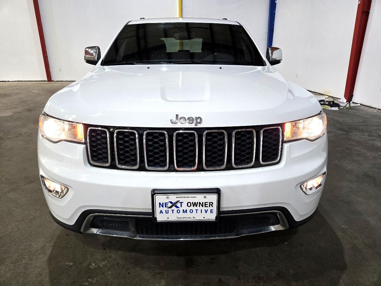 Image 2 of 2020 Jeep Grand Cherokee Limited 4x4