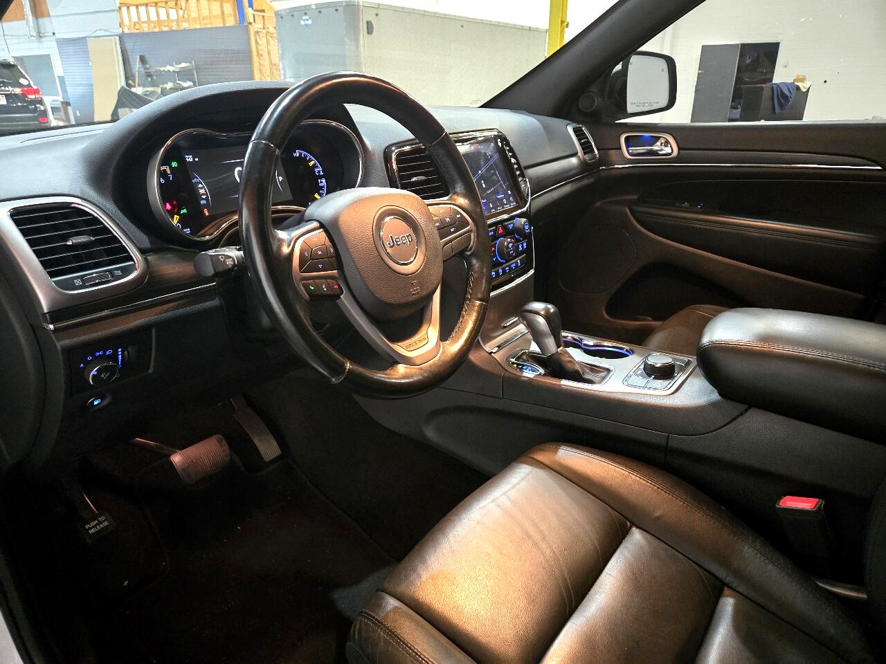 Image 5 of 2020 Jeep Grand Cherokee Limited 4x4