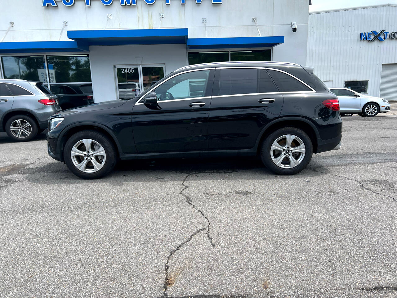 Image 2 of 2018 Mercedes-Benz GLC GLC 300 SUV