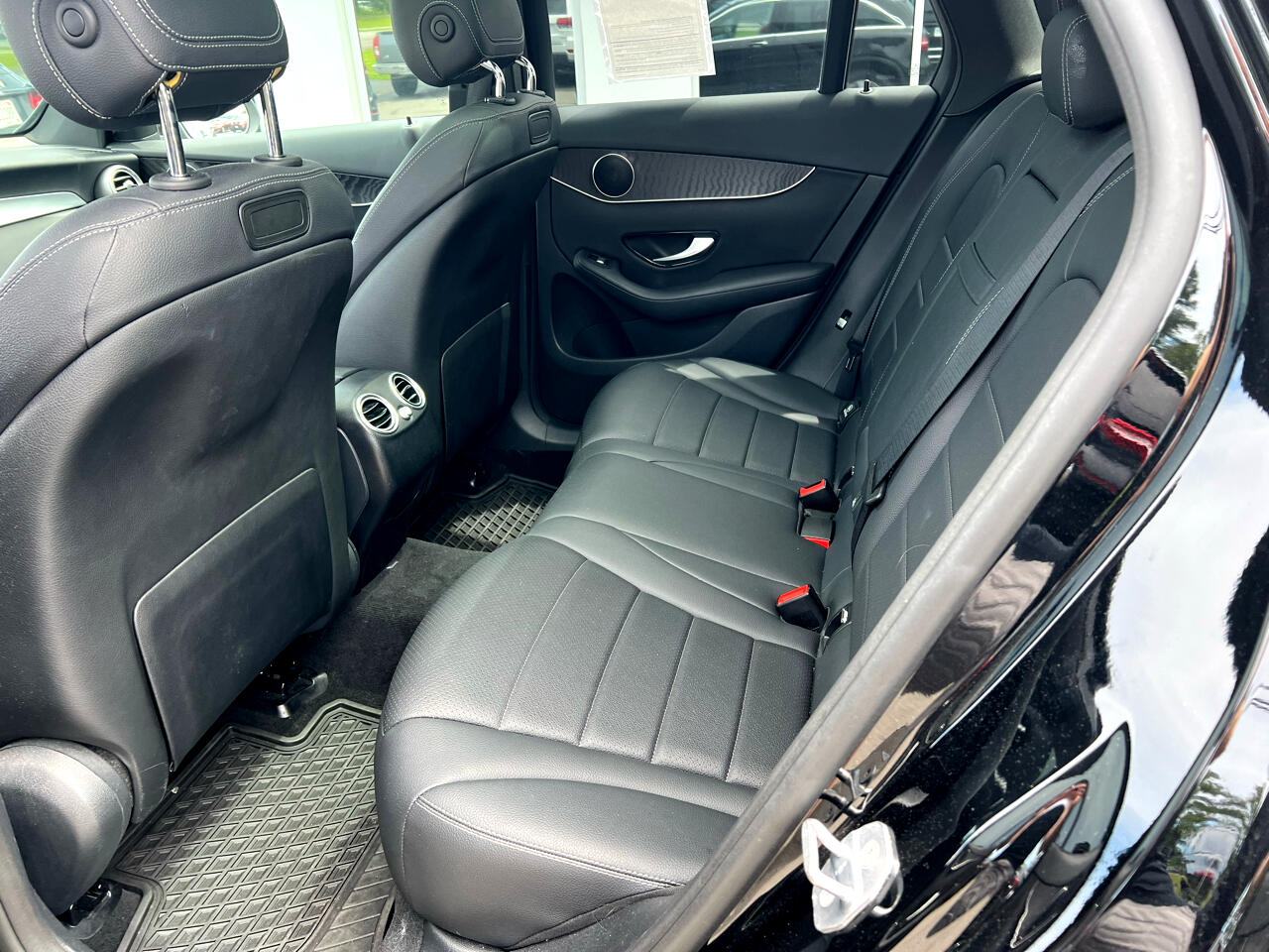 Image 10 of 2018 Mercedes-Benz GLC GLC 300 SUV