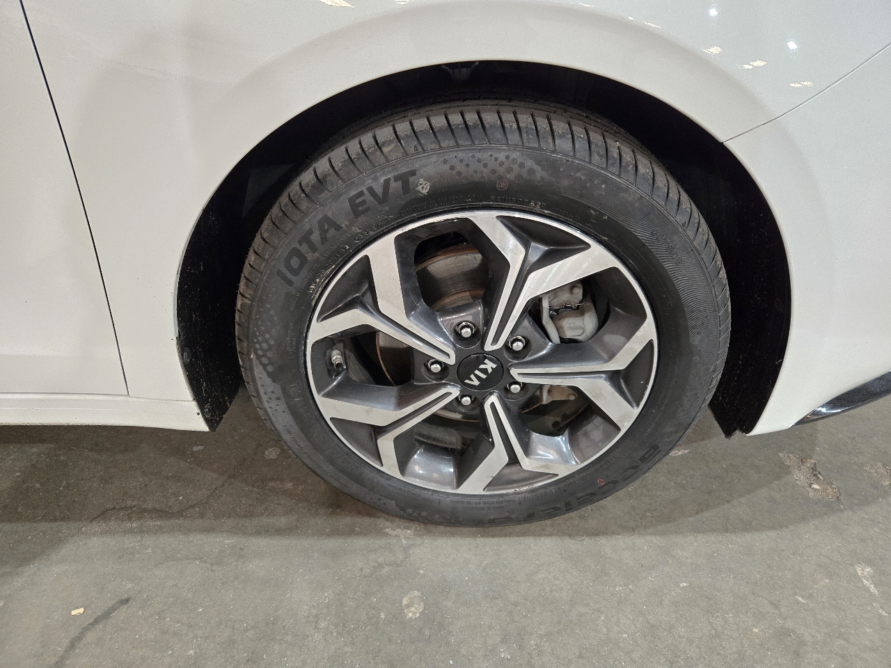 Kia Forte LXS IVT 2020