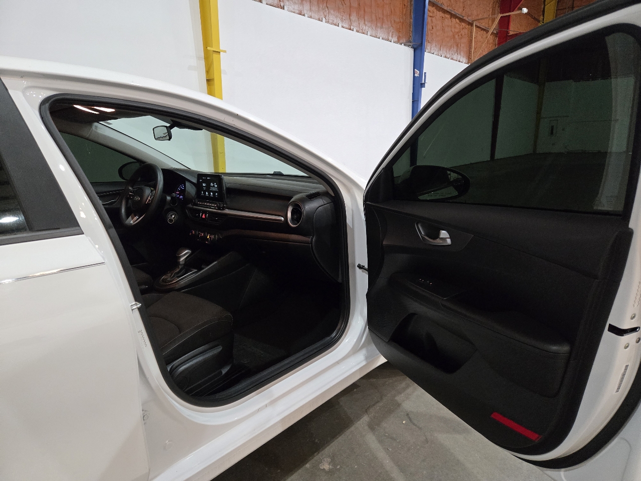 Kia Forte LXS IVT 2020