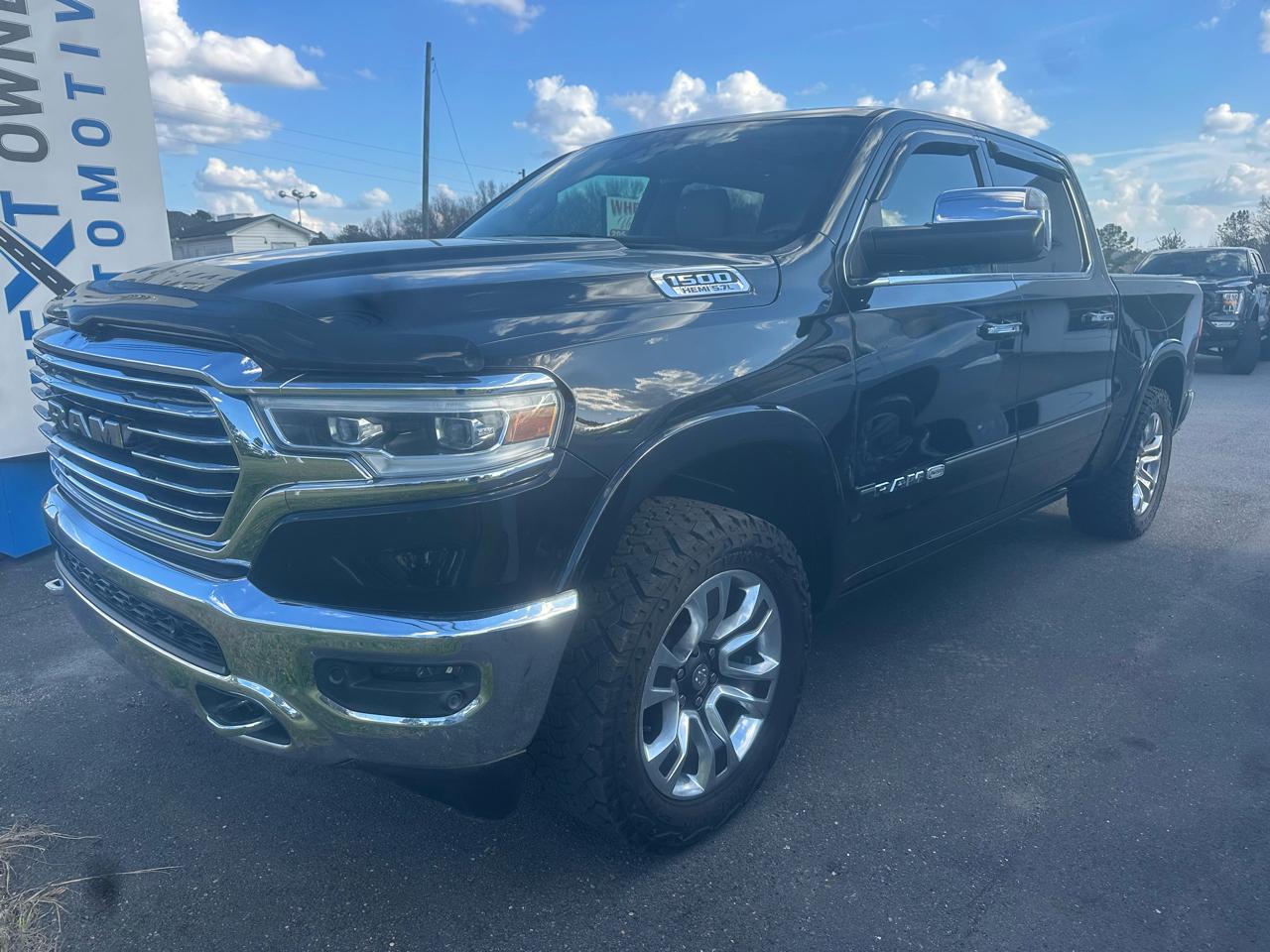 2019 RAM 1500 Longhorn 4x2 Crew Cab 5'7" Box
