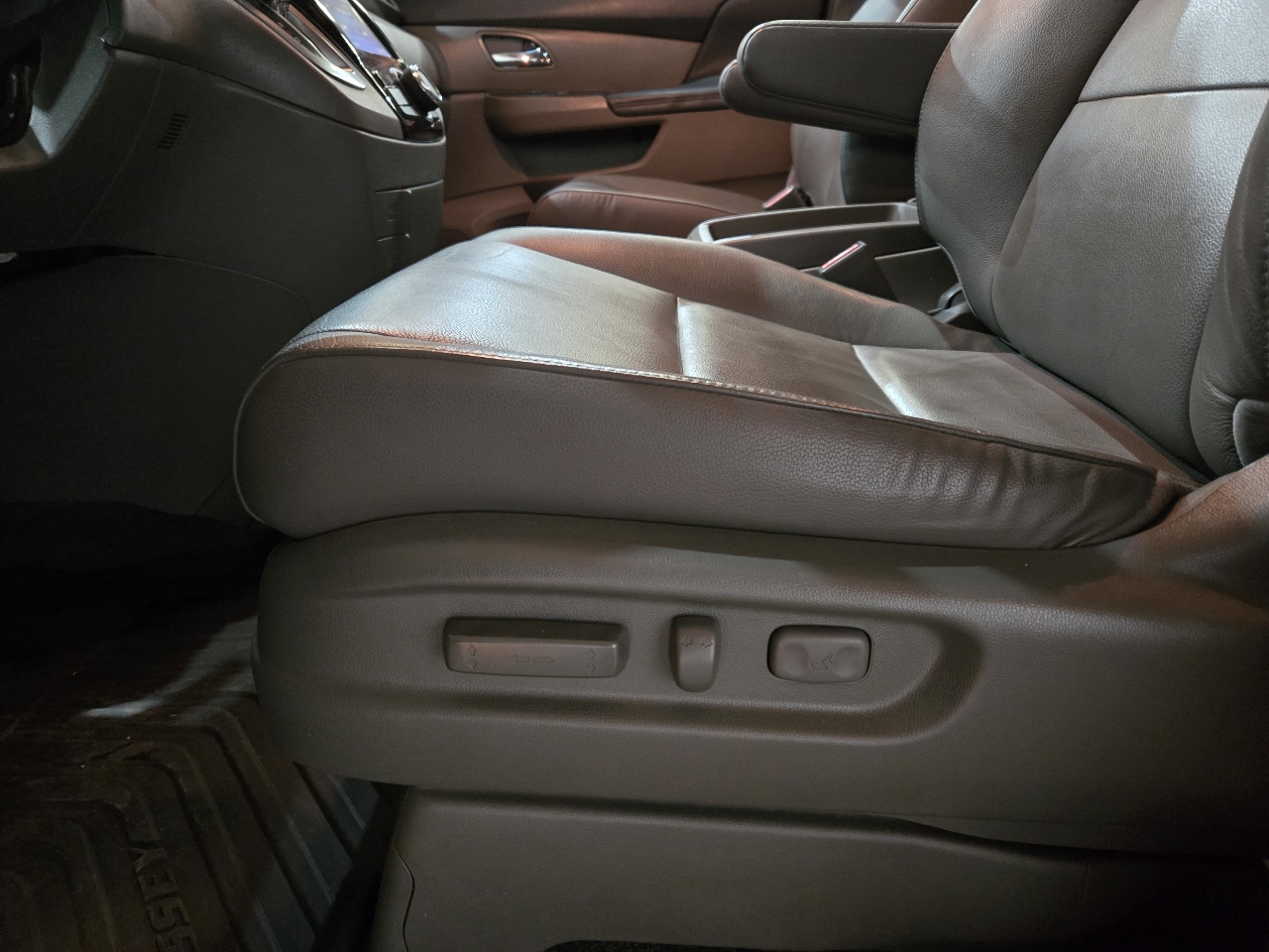 Honda Odyssey 5dr EX-L w/Leather 2016