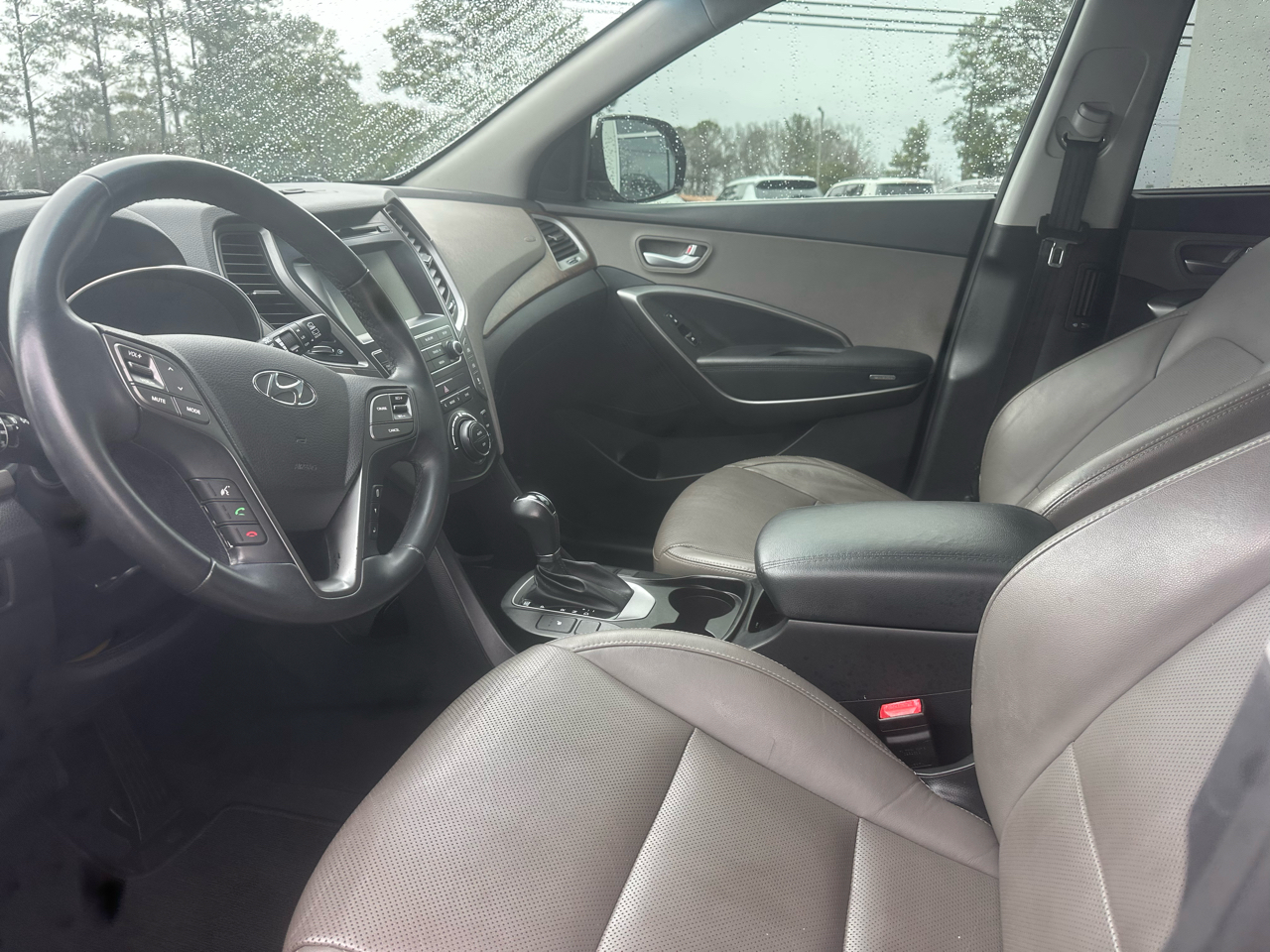 Hyundai Santa Fe Limited 3.3L Auto 2017