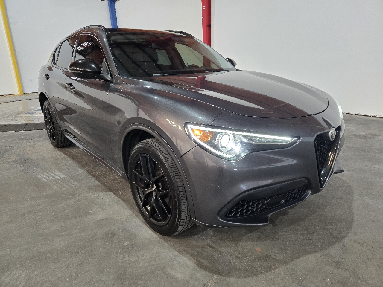 2021 Alfa Romeo Stelvio Ti AWD