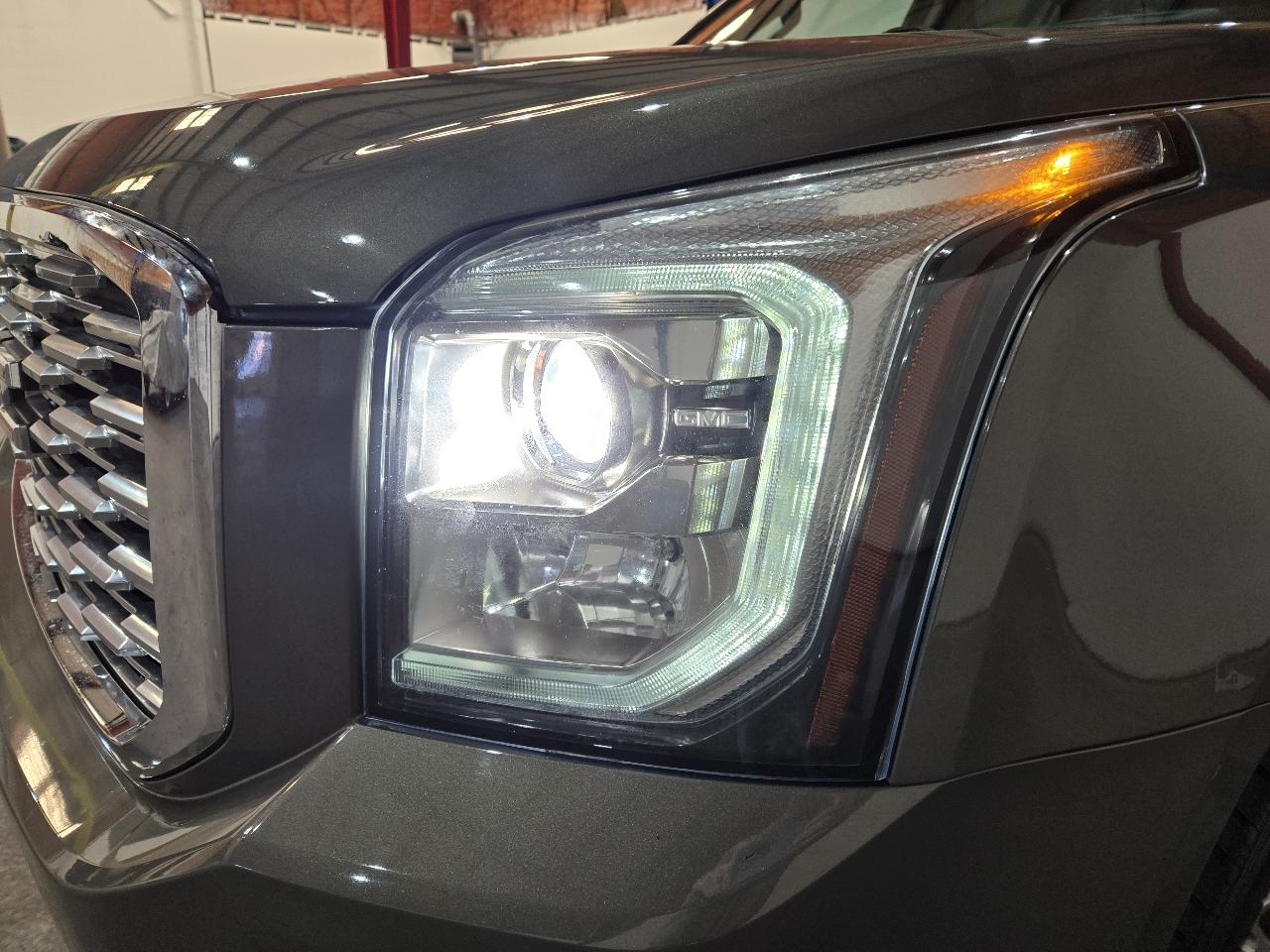 GMC Yukon 4WD 4dr Denali 2018