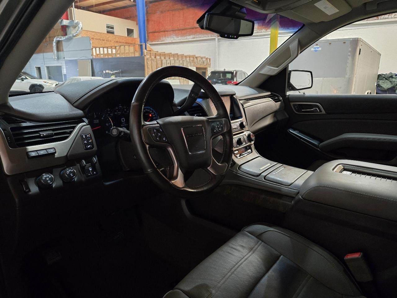 GMC Yukon 4WD 4dr Denali 2018