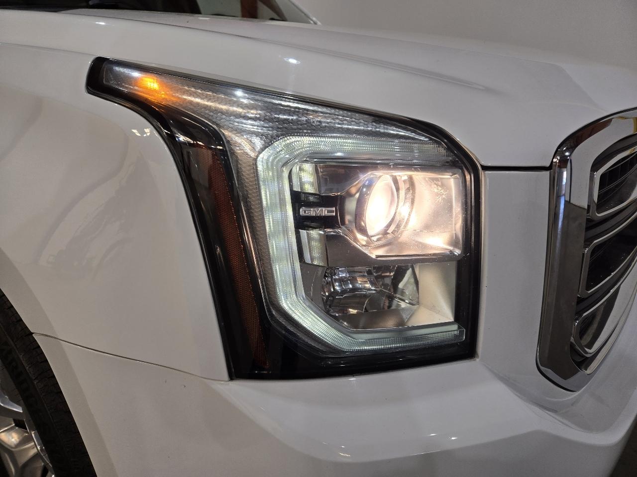 GMC Yukon 4WD 4dr SLT 2016