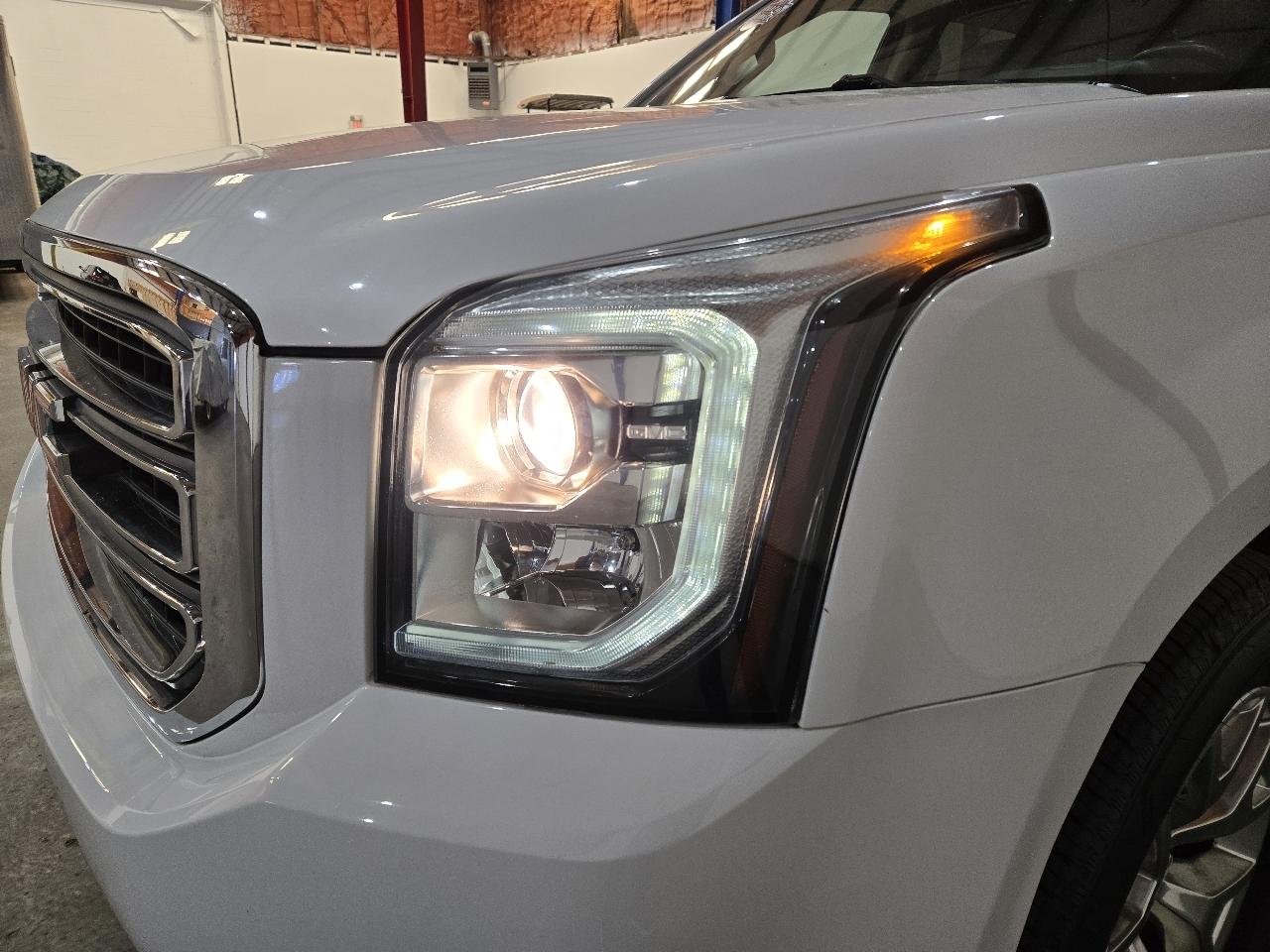 GMC Yukon 4WD 4dr SLT 2016