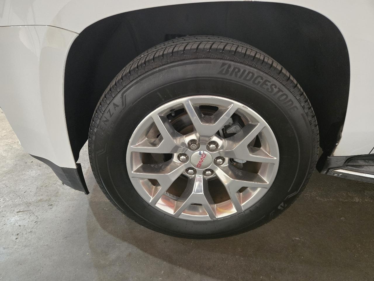 GMC Yukon 4WD 4dr SLT 2016