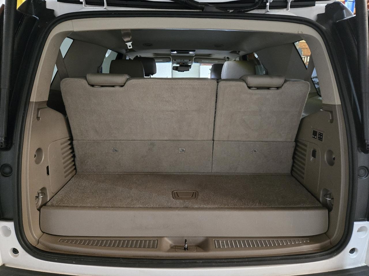 GMC Yukon 4WD 4dr SLT 2016