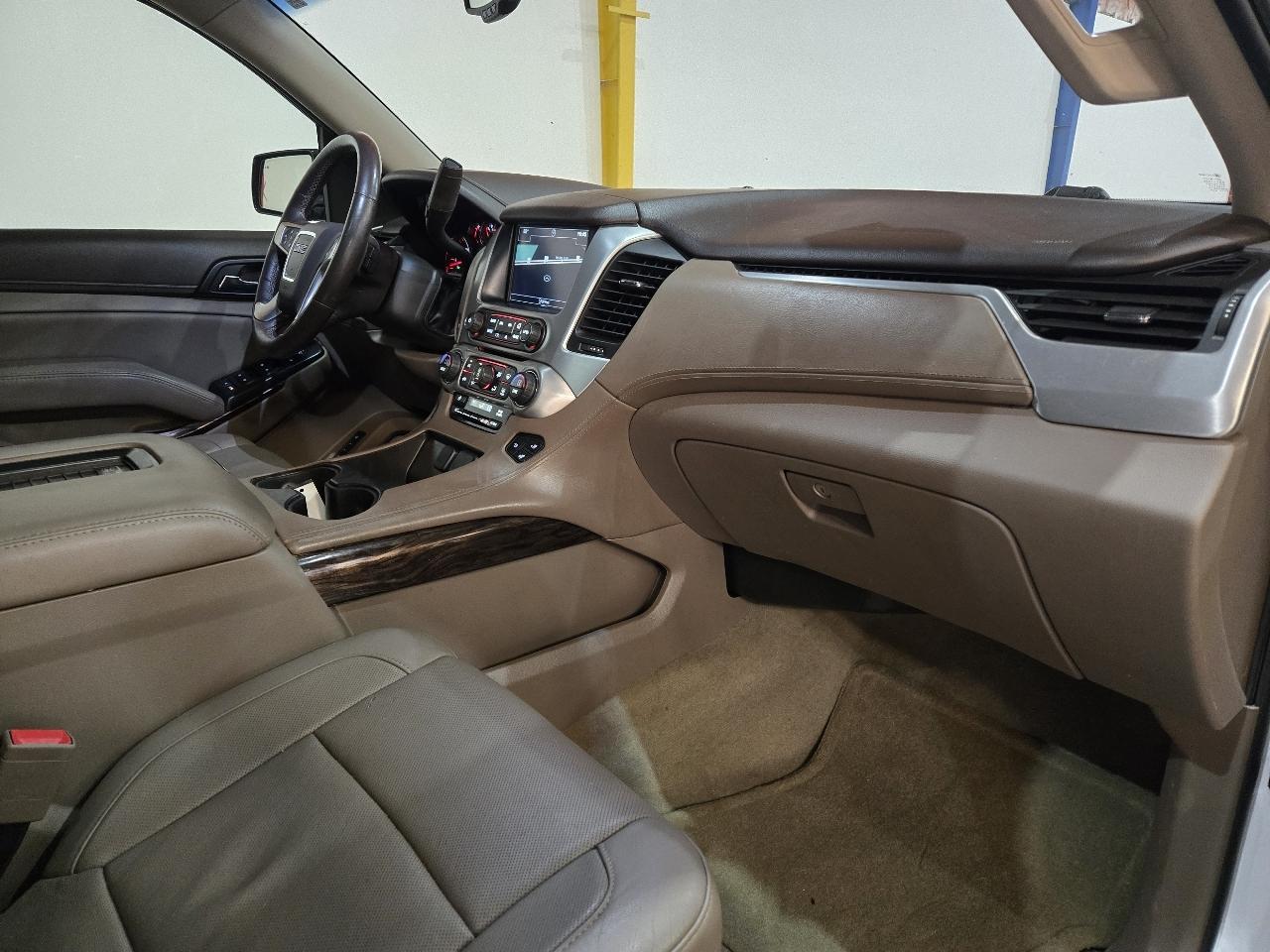 GMC Yukon 4WD 4dr SLT 2016