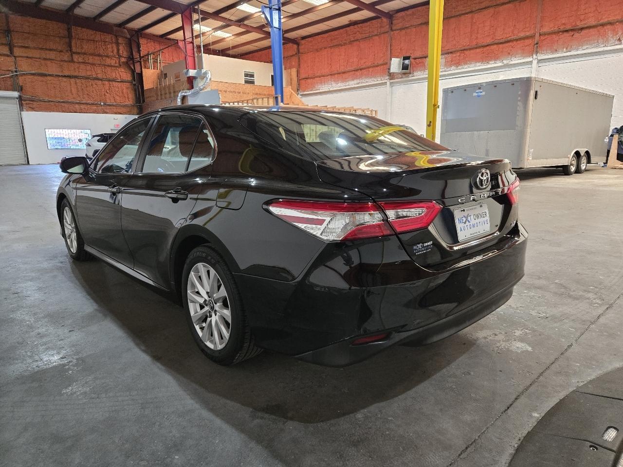 Toyota Camry XLE Auto (Natl) 2018