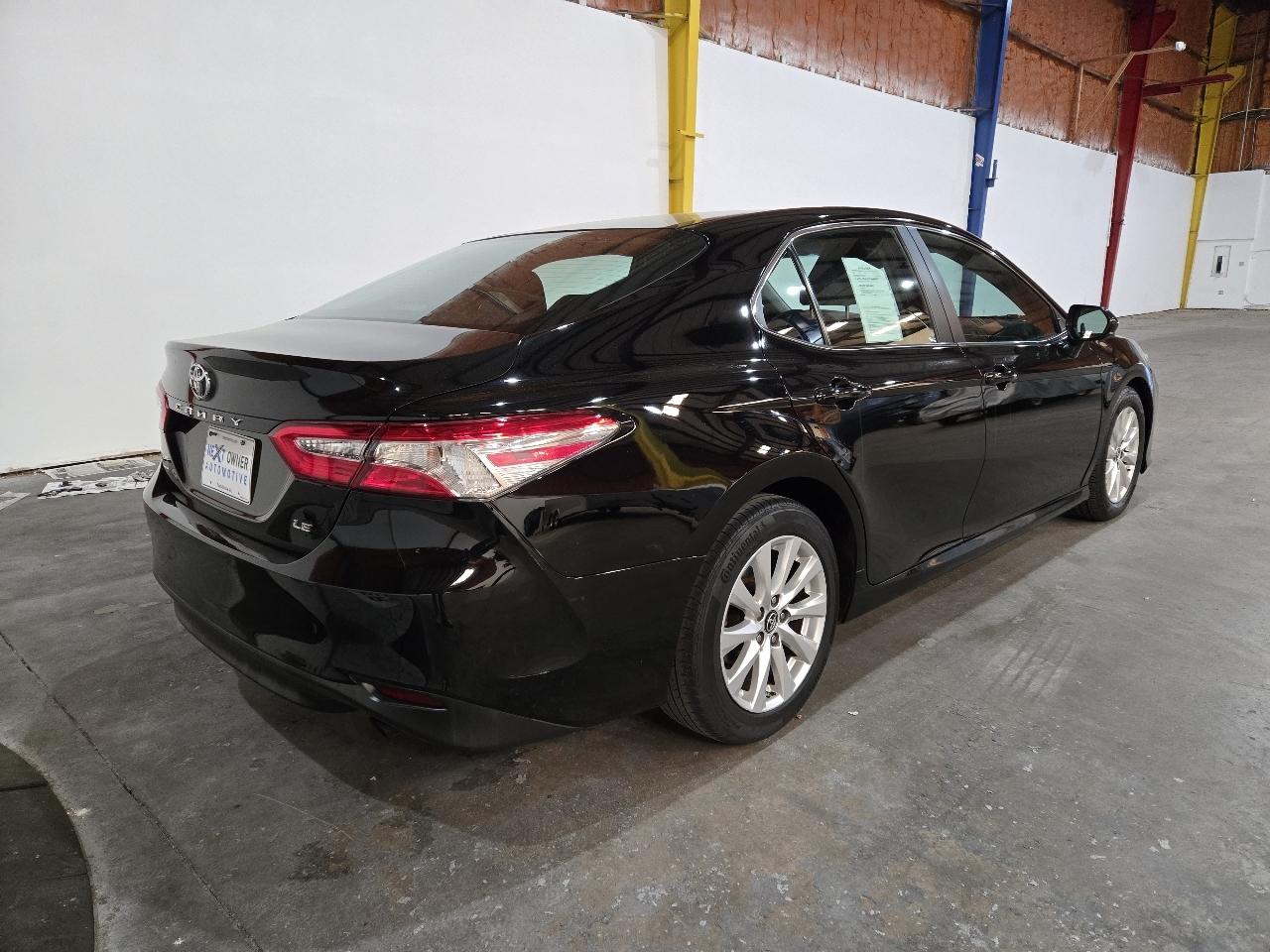 Toyota Camry XLE Auto (Natl) 2018