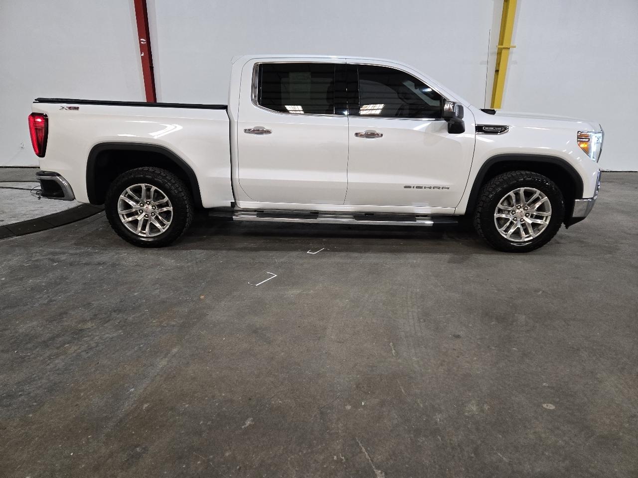 GMC Sierra 1500 4WD Crew Cab 147" SLT 2019