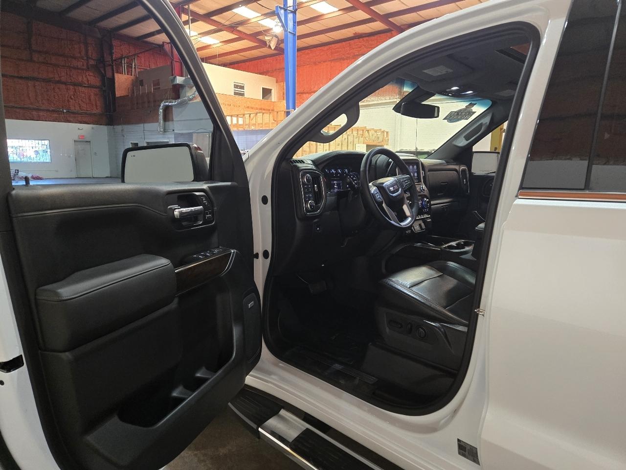 GMC Sierra 1500 4WD Crew Cab 147" SLT 2019