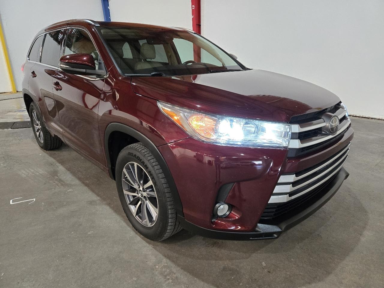2018 Toyota Highlander SE V6 FWD (Natl)