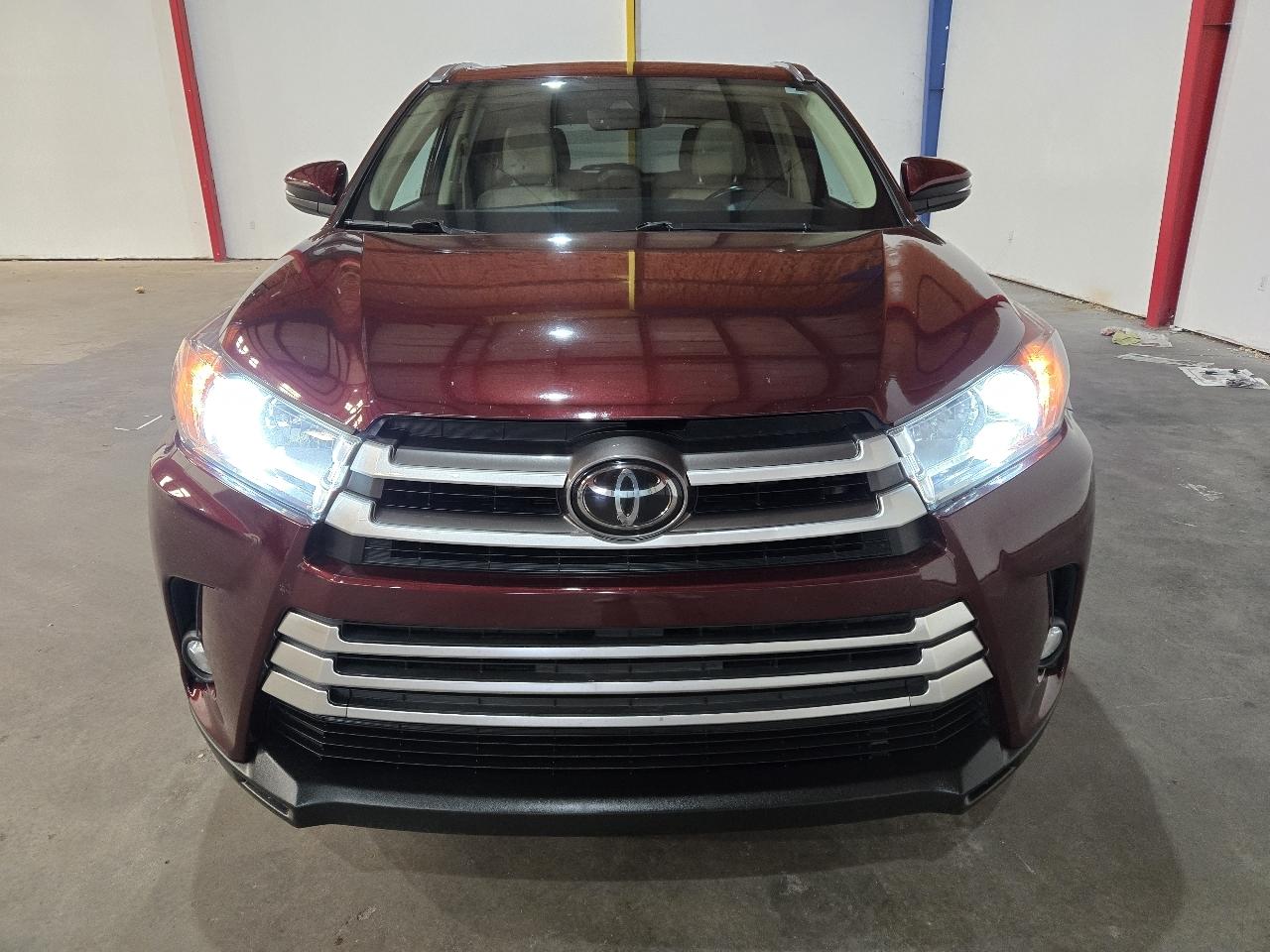 Toyota Highlander XLE Nav FWD V6 2018