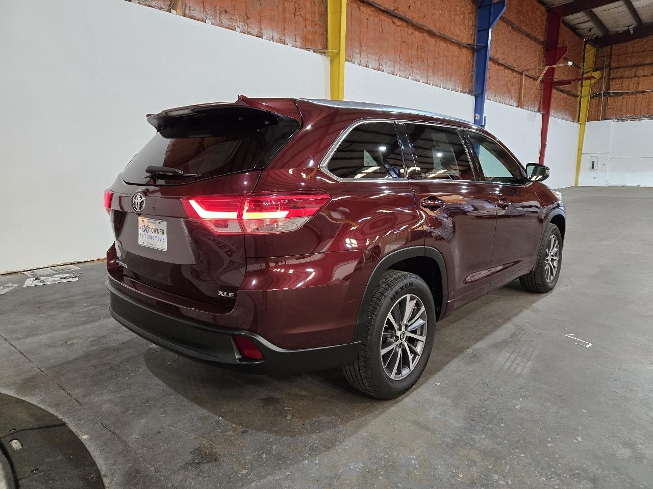 Toyota Highlander XLE Nav FWD V6 2018