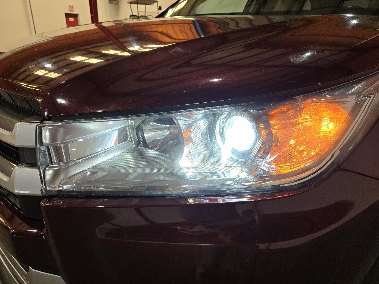 Toyota Highlander XLE Nav FWD V6 2018