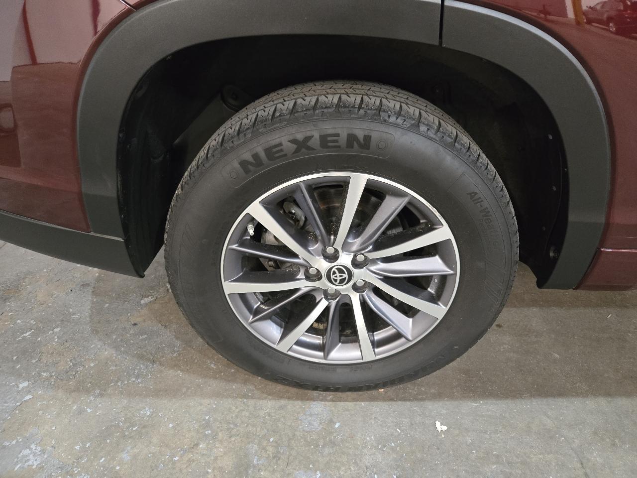 Toyota Highlander XLE Nav FWD V6 2018