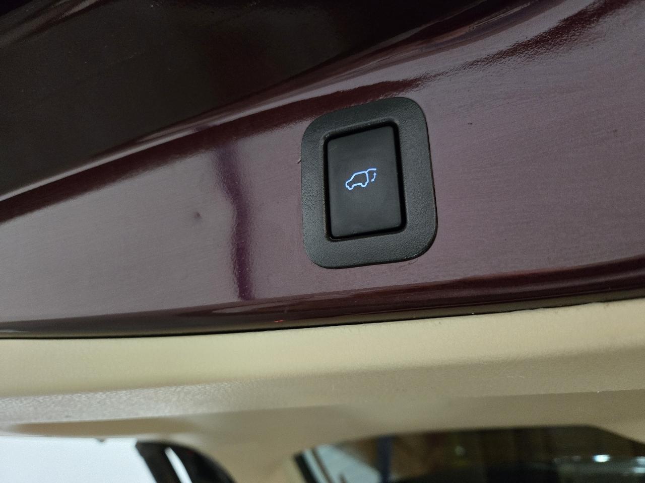 Toyota Highlander XLE Nav FWD V6 2018