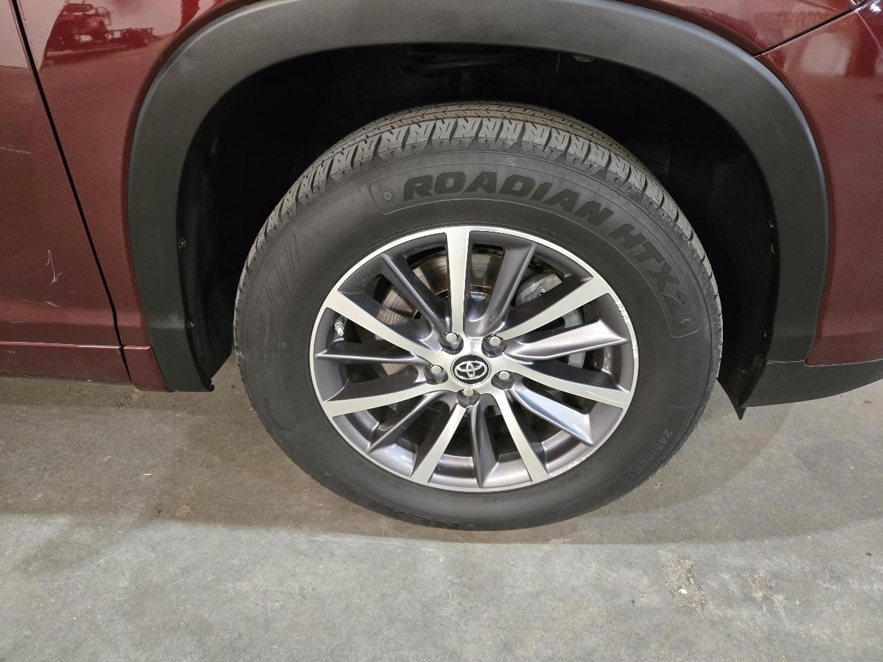 Toyota Highlander XLE Nav FWD V6 2018