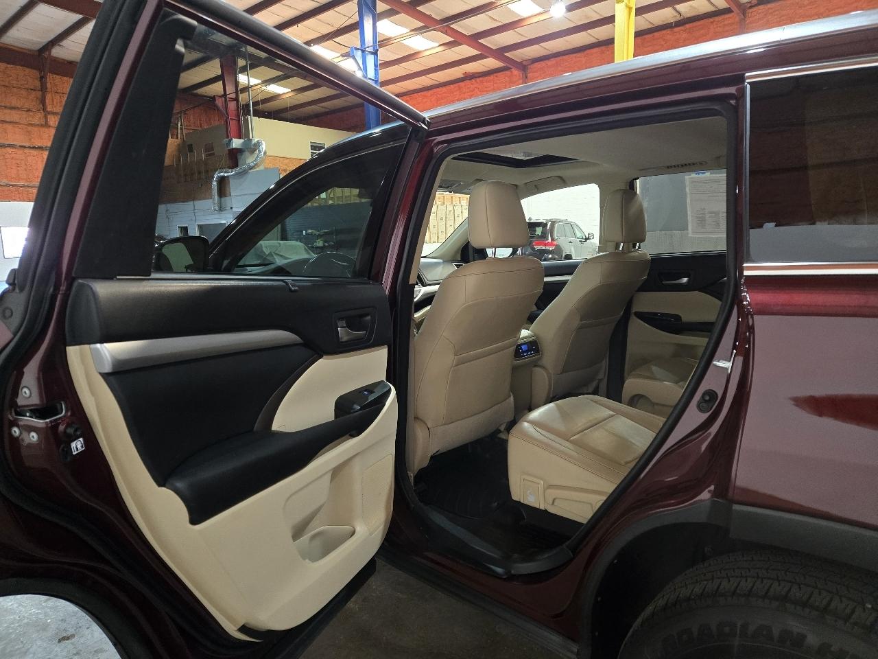 Toyota Highlander XLE Nav FWD V6 2018