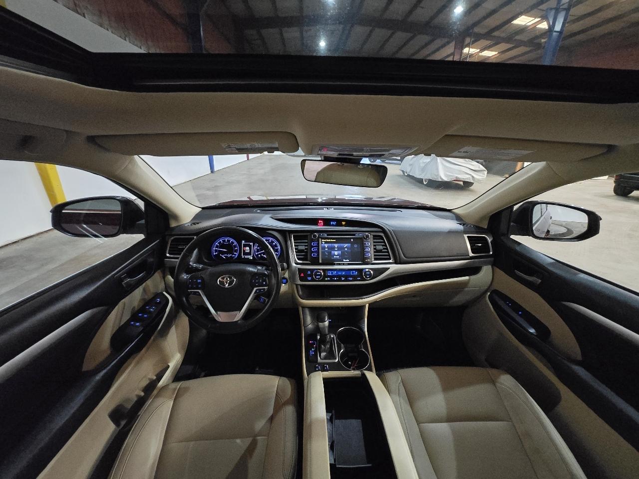 Toyota Highlander XLE Nav FWD V6 2018