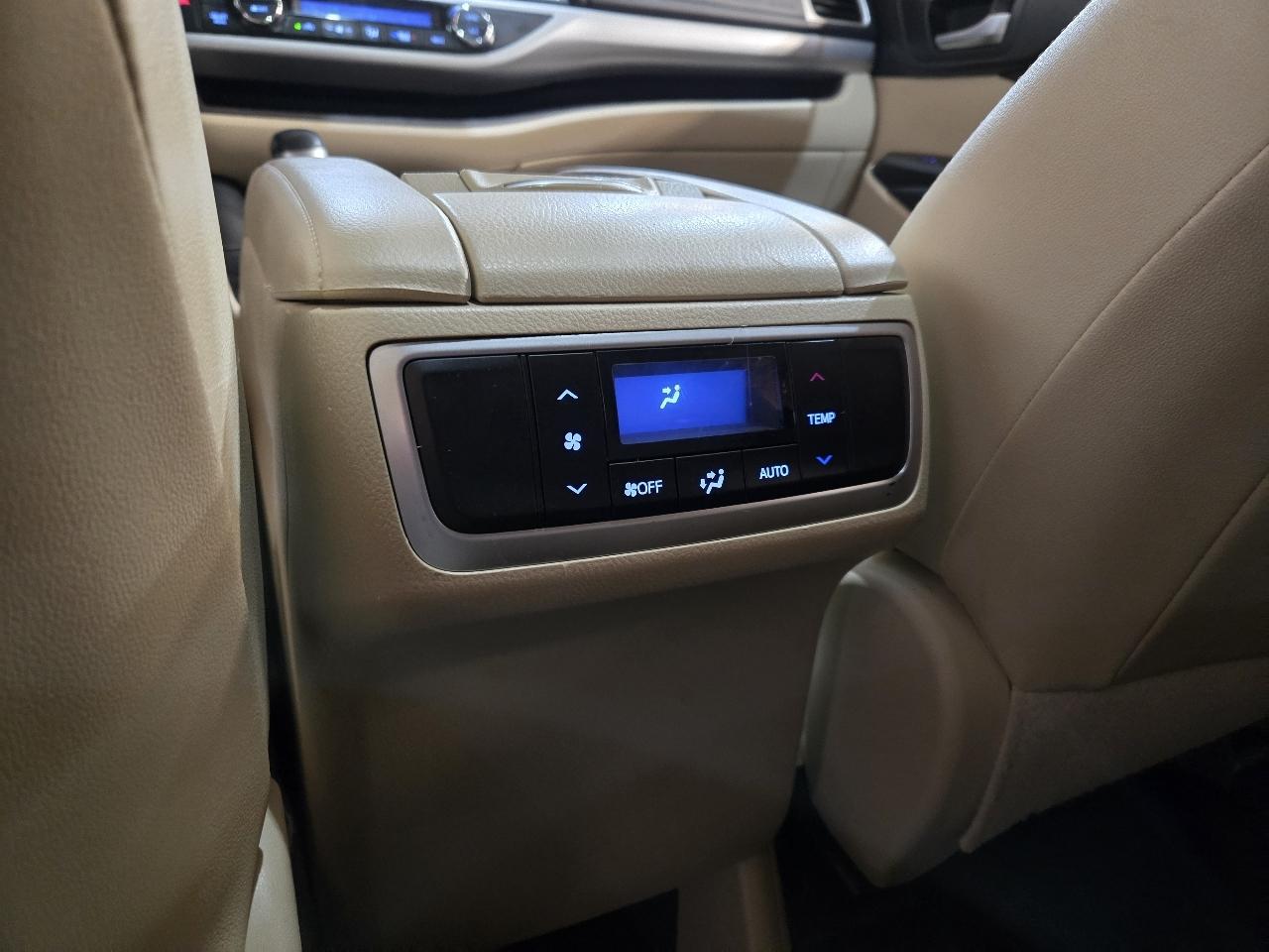 Toyota Highlander XLE Nav FWD V6 2018