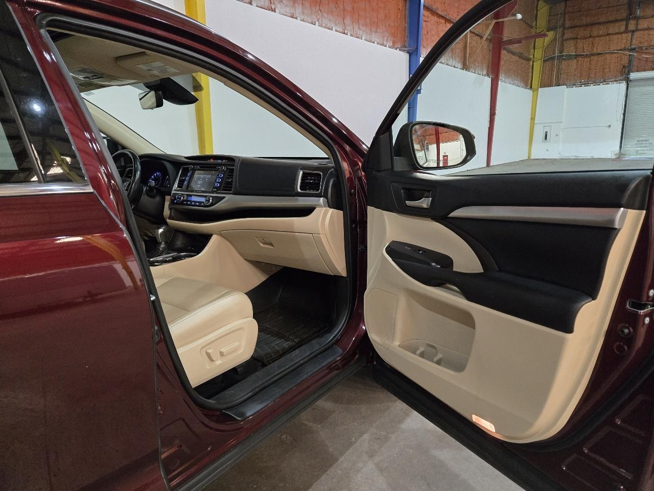 Toyota Highlander XLE Nav FWD V6 2018