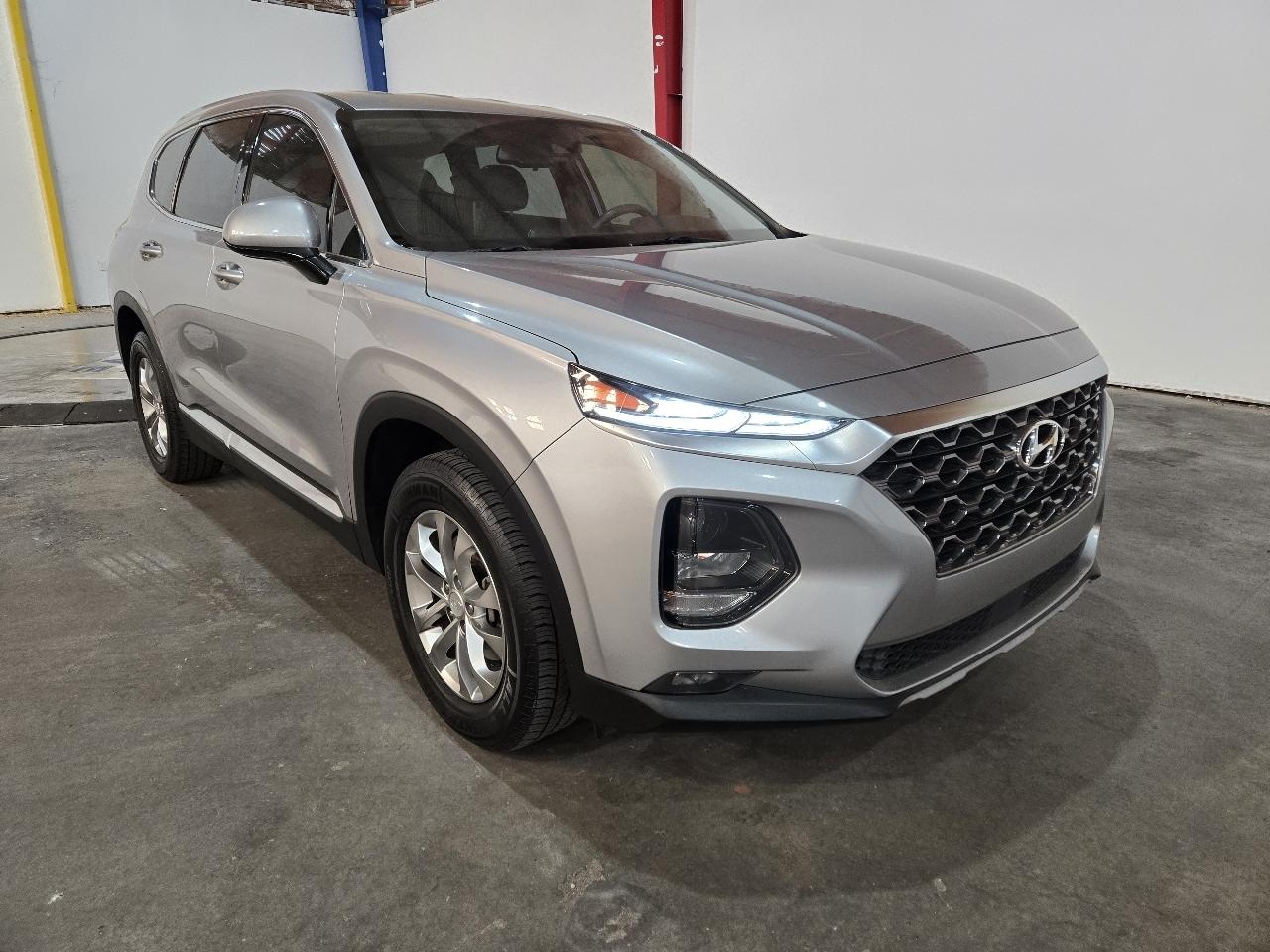 2020 Hyundai Santa Fe SEL 2.4L Auto FWD