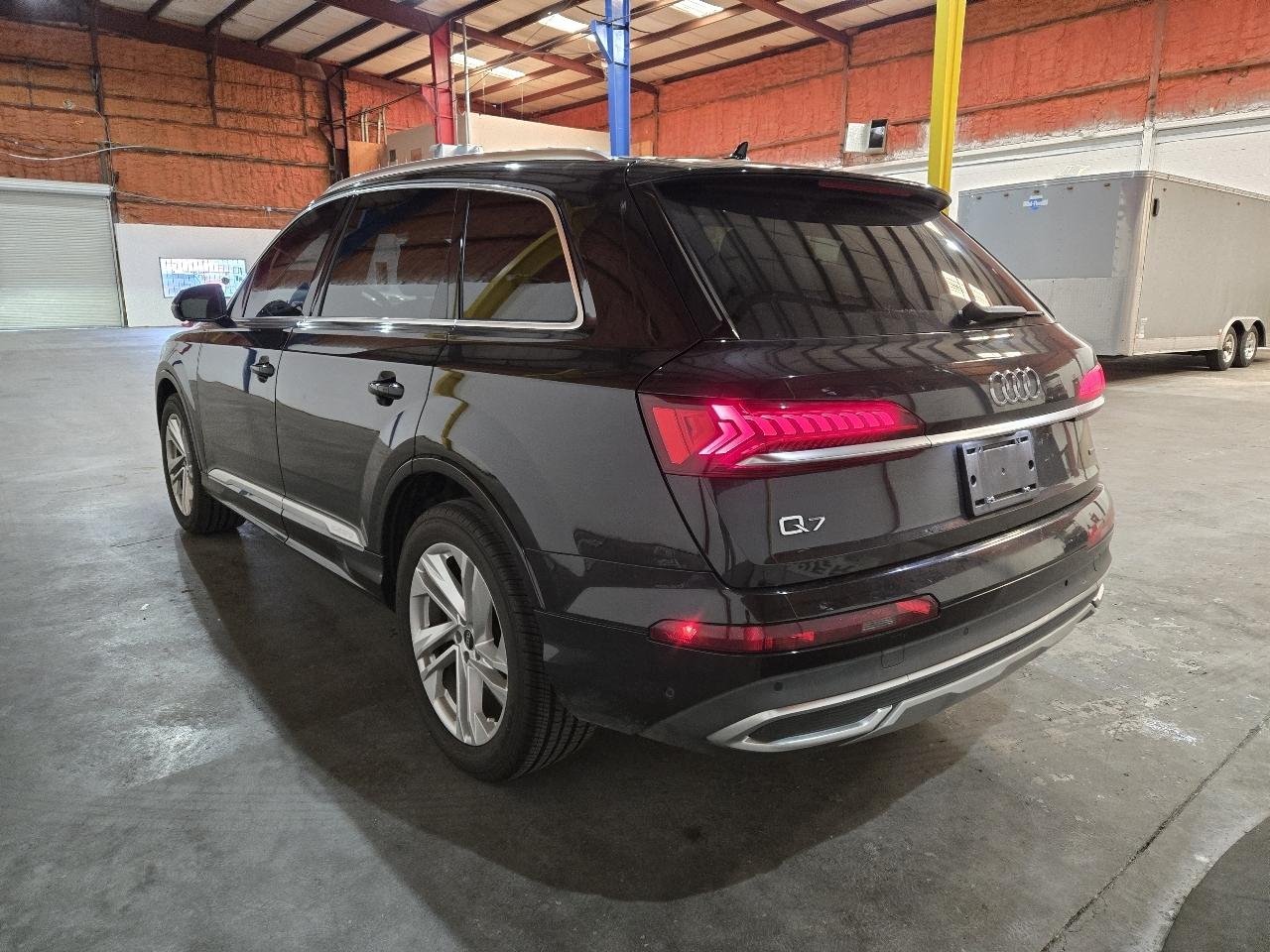 Audi Q7 Premium Plus 45 TFSI quattro 2021