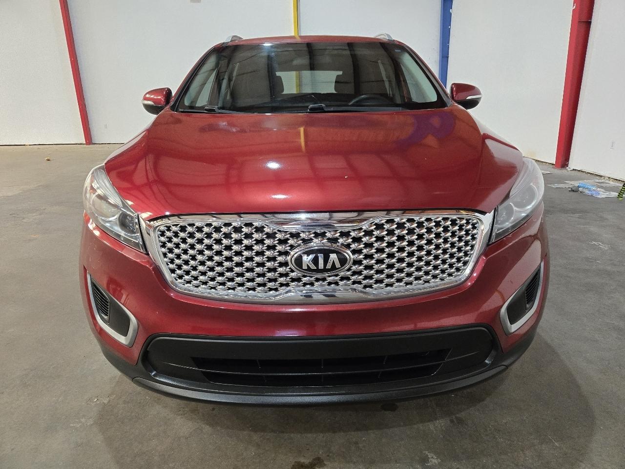 Kia Sorento FWD 4dr 2.4L LX 2016