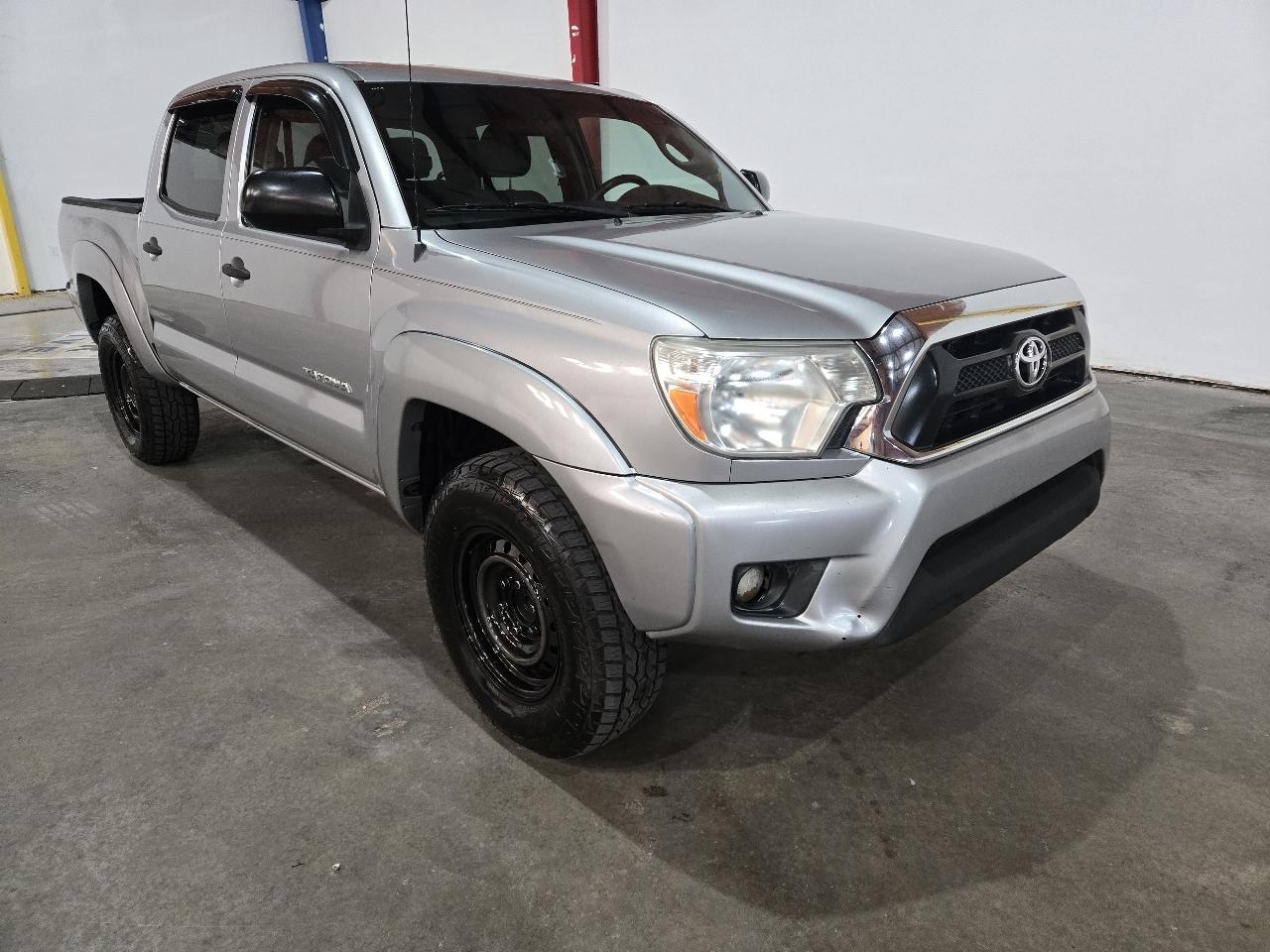 2014 Toyota Tacoma 2WD Double Cab V6 AT PreRunner (Natl)